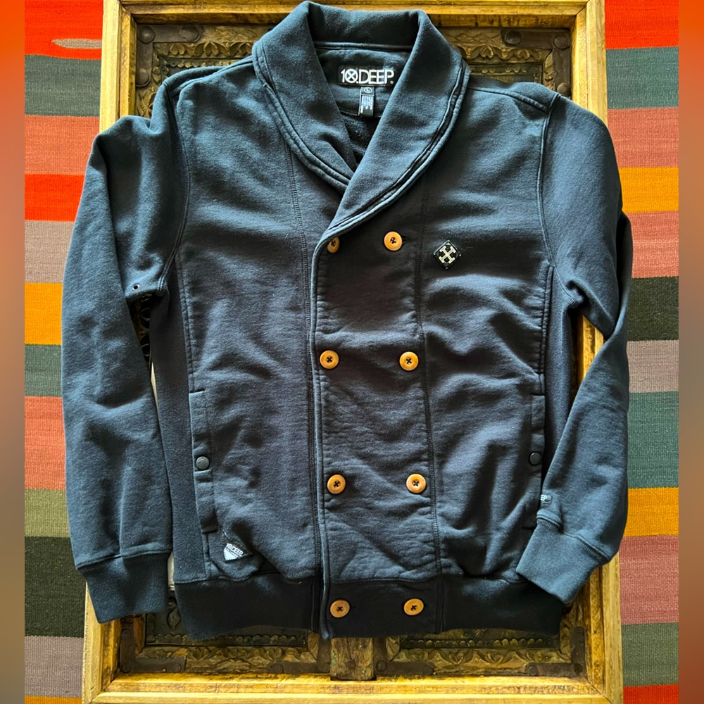 10 Deep Sweater